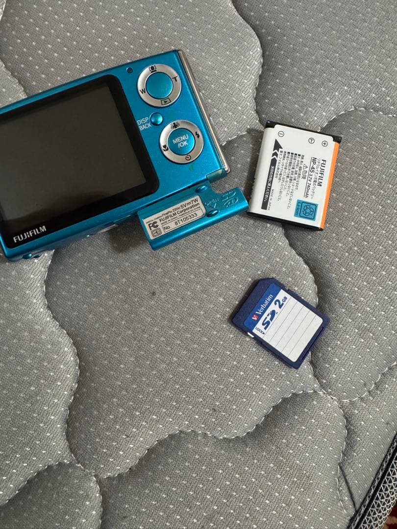 デジタルカメラ FujifilmFinePix Z20fd digital camerablue