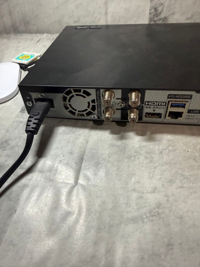 Panasonic DIGA DMR-2W201 本体のみ リモコンなし