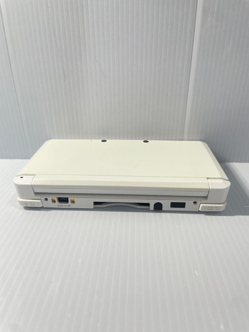 ニンテンドー3DS ピュアホワイト②
