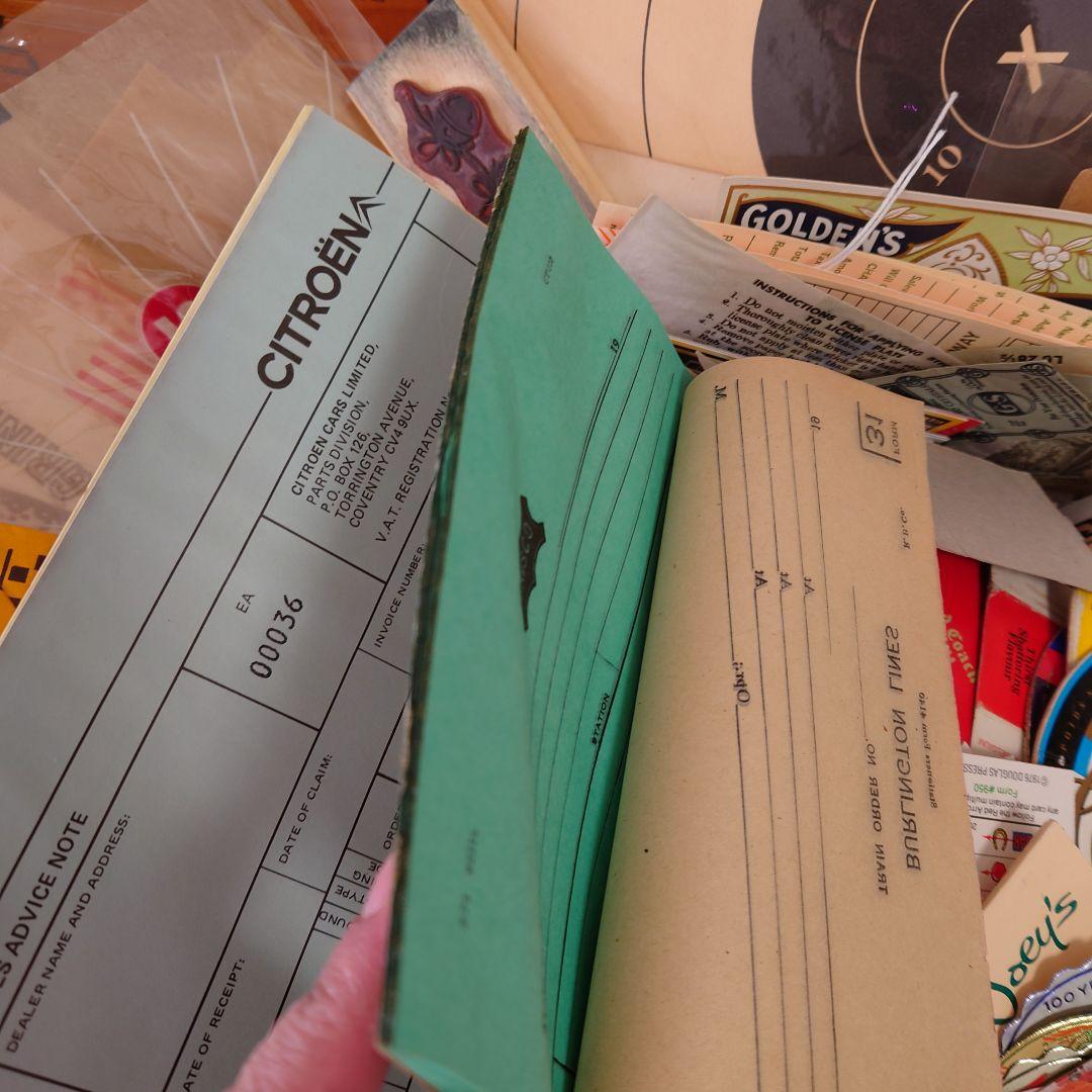 80サイズ/たっぷりephemeral box☆ヴィンテージ海外紙モノ