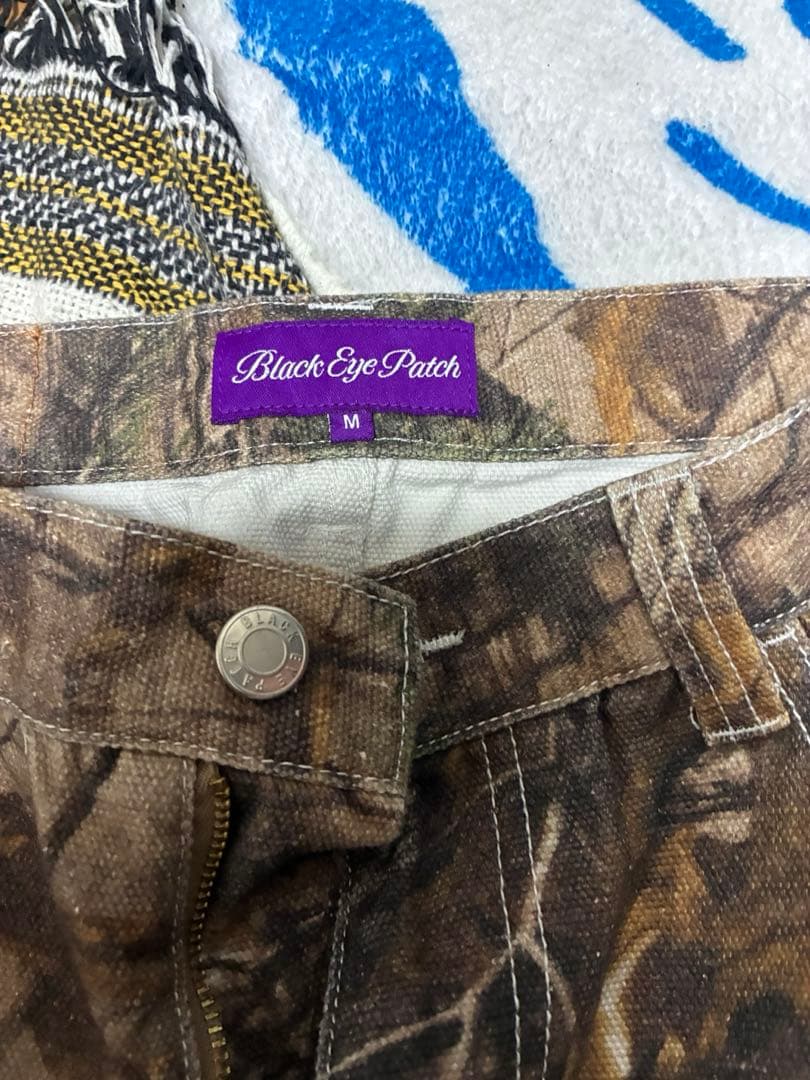 black eye patch リアルツリーカーゴパンツ