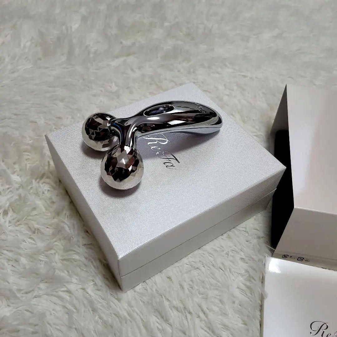 新品同様　ReFa CARAT　リファカラット美顔ローラー　全身　リフトアップ