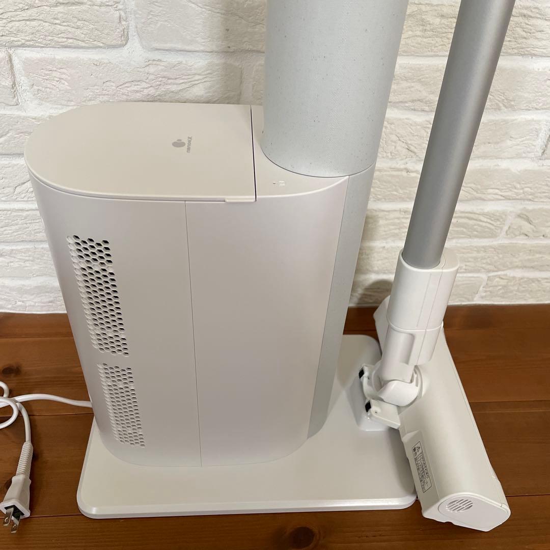 【2025年製】Panasonic 充電式掃除機　ホワイトMC-NX700K