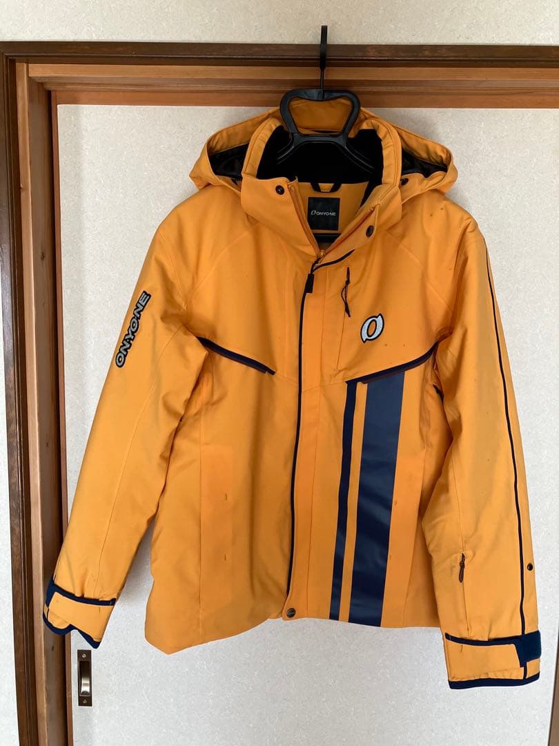 オンヨネスキーウエア（上下：Ｍサイズ）