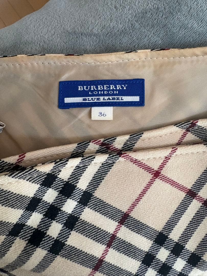 バーバリーブルーレーベル　スカート　サイズ36