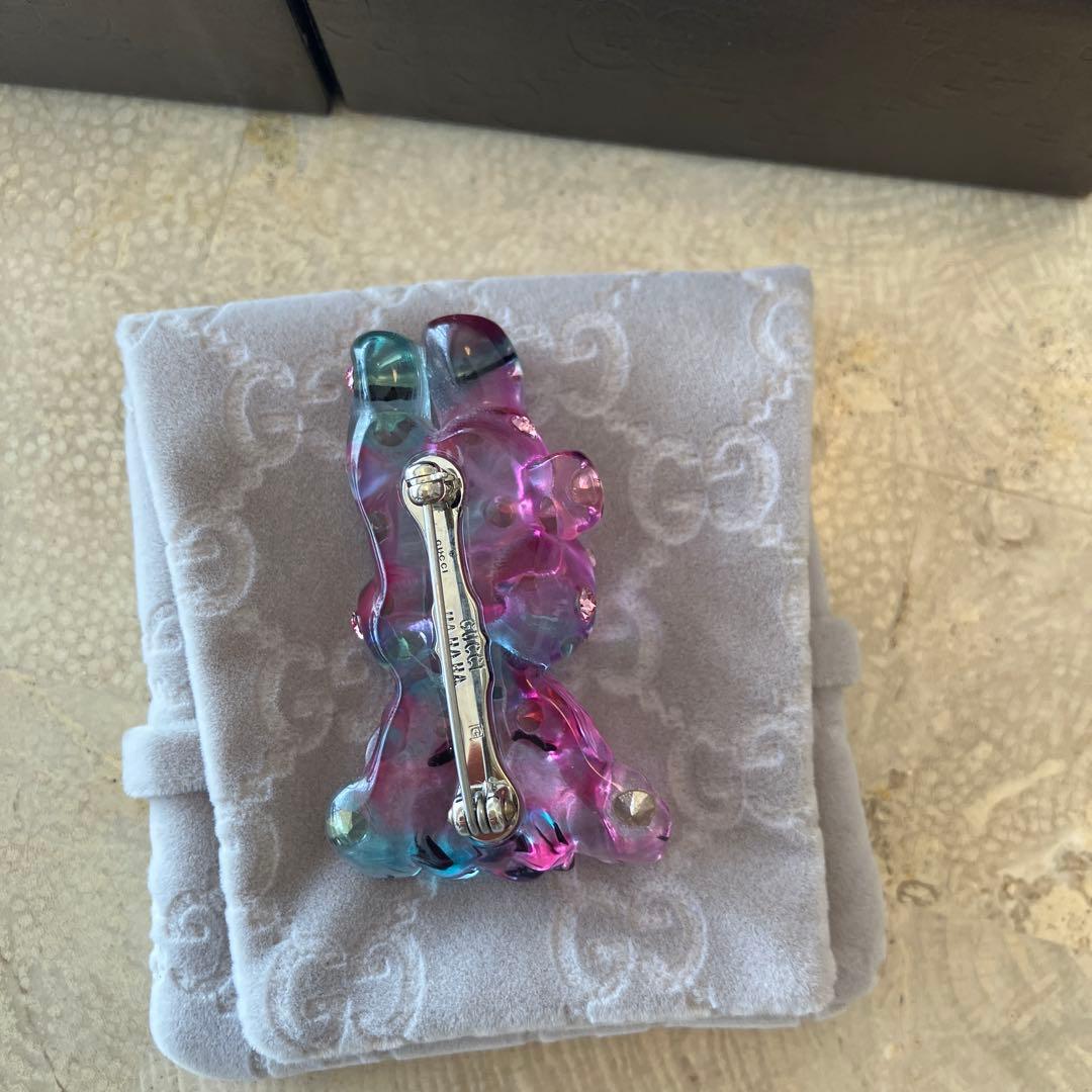 Gucci　ブローチ　HAHAHA　シリーズ