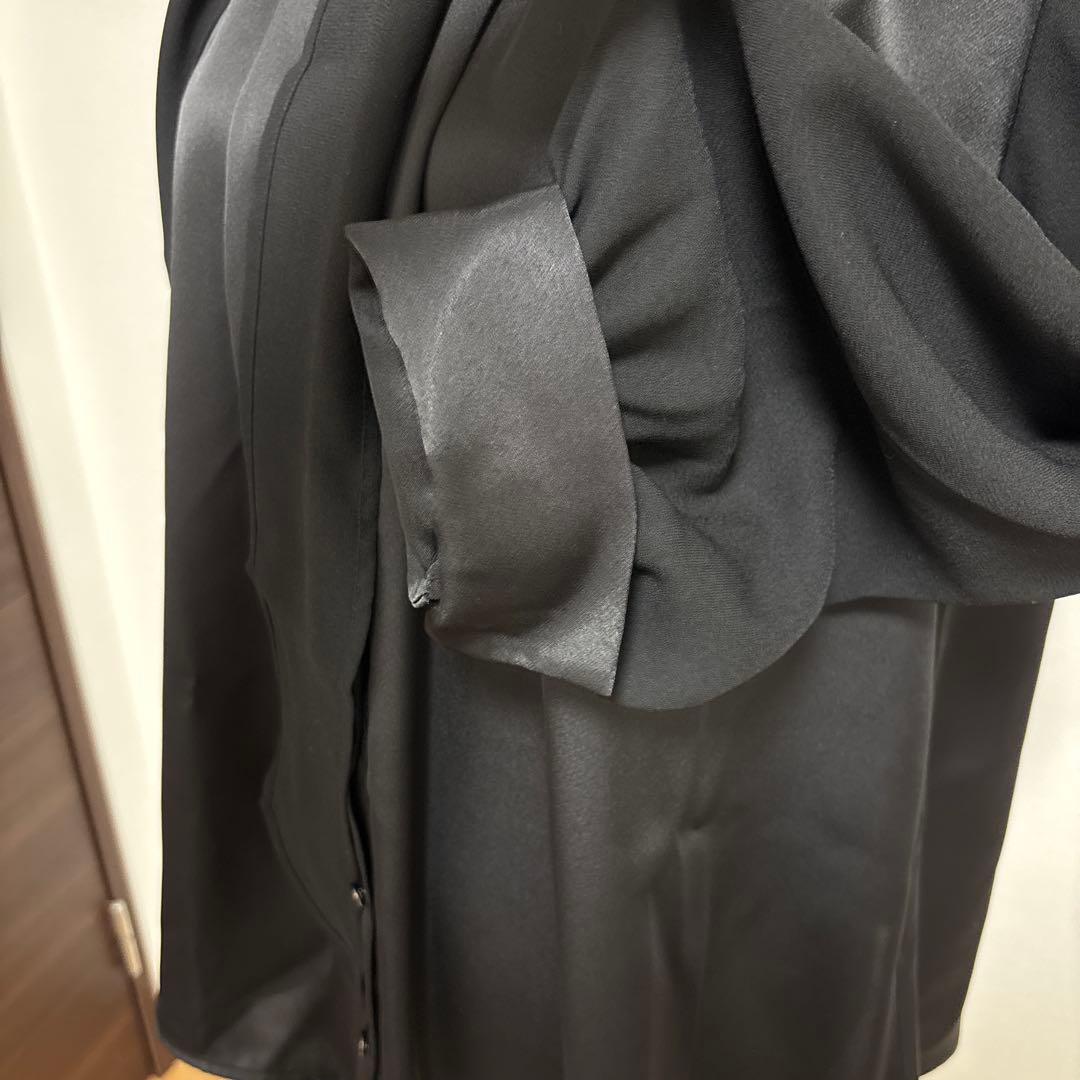 モラビトスペル　黒色ブラウス（襟レース）　タグ付新品未使用　2025冬購入品