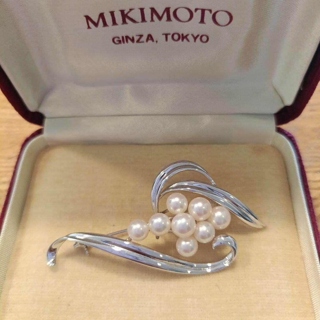 ミキモト ブローチ パール フォーマル 8珠 皇室御用達　箱なし　値引き不可