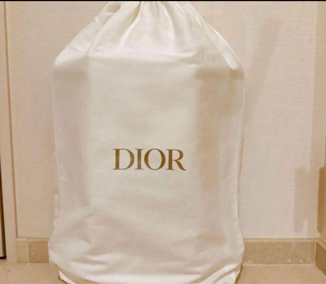 Dior アドベントカレンダー　クリスマスプレゼント