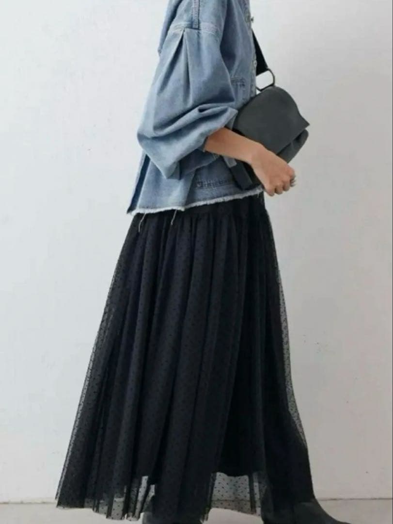 BEARDSLEY ビアズリー　レザーボディバッグ　ショルダーバッグ　ブラック