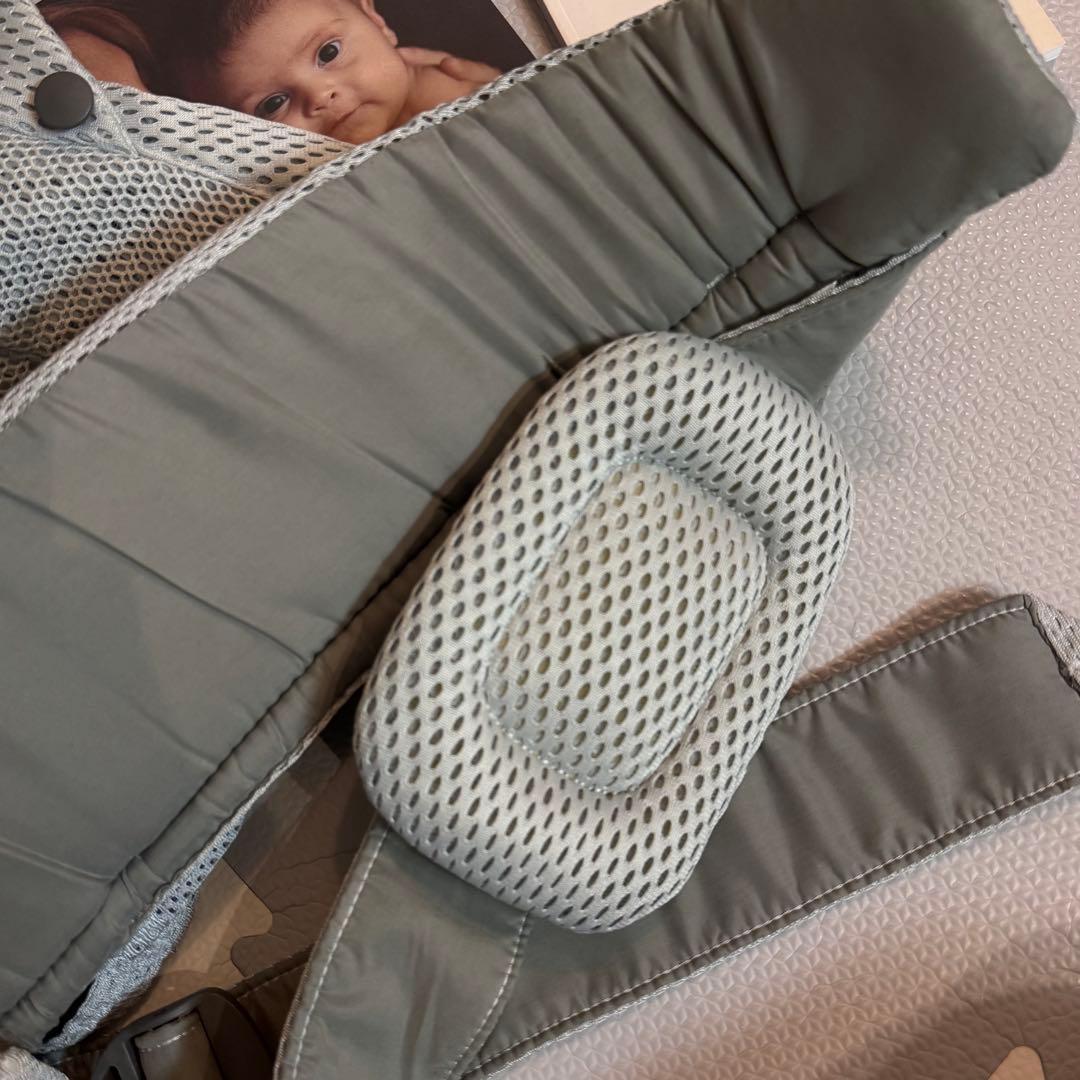 まちゃま　超美品　ベビービョルン 抱っこ紐 ハーモニー グレー