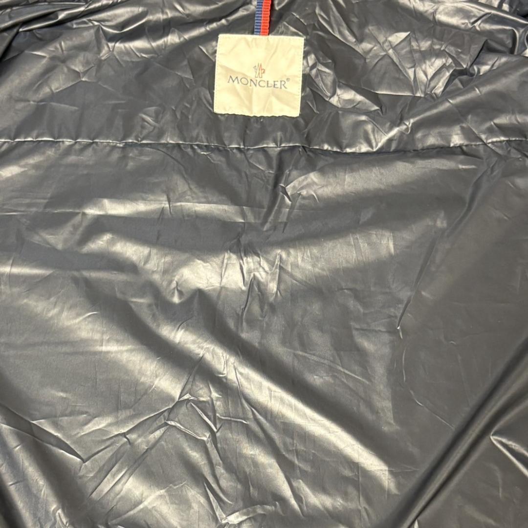 【新品未使用品】MONCLER Beid ナイロンジャケット TG3　紺色 L