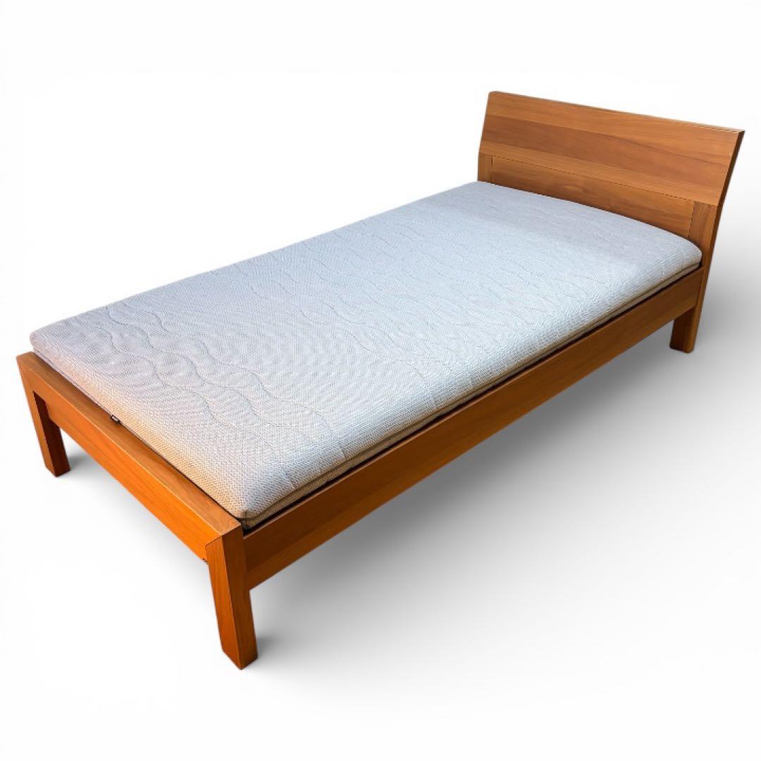 カリモク シングルベッド＋ヒュルスタ製ウッドスプリング＋カリモク マットレス