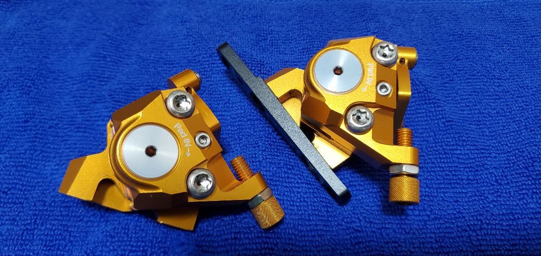 GROWTAC イコール ディスクブレーキ ゴールド フラットマウント