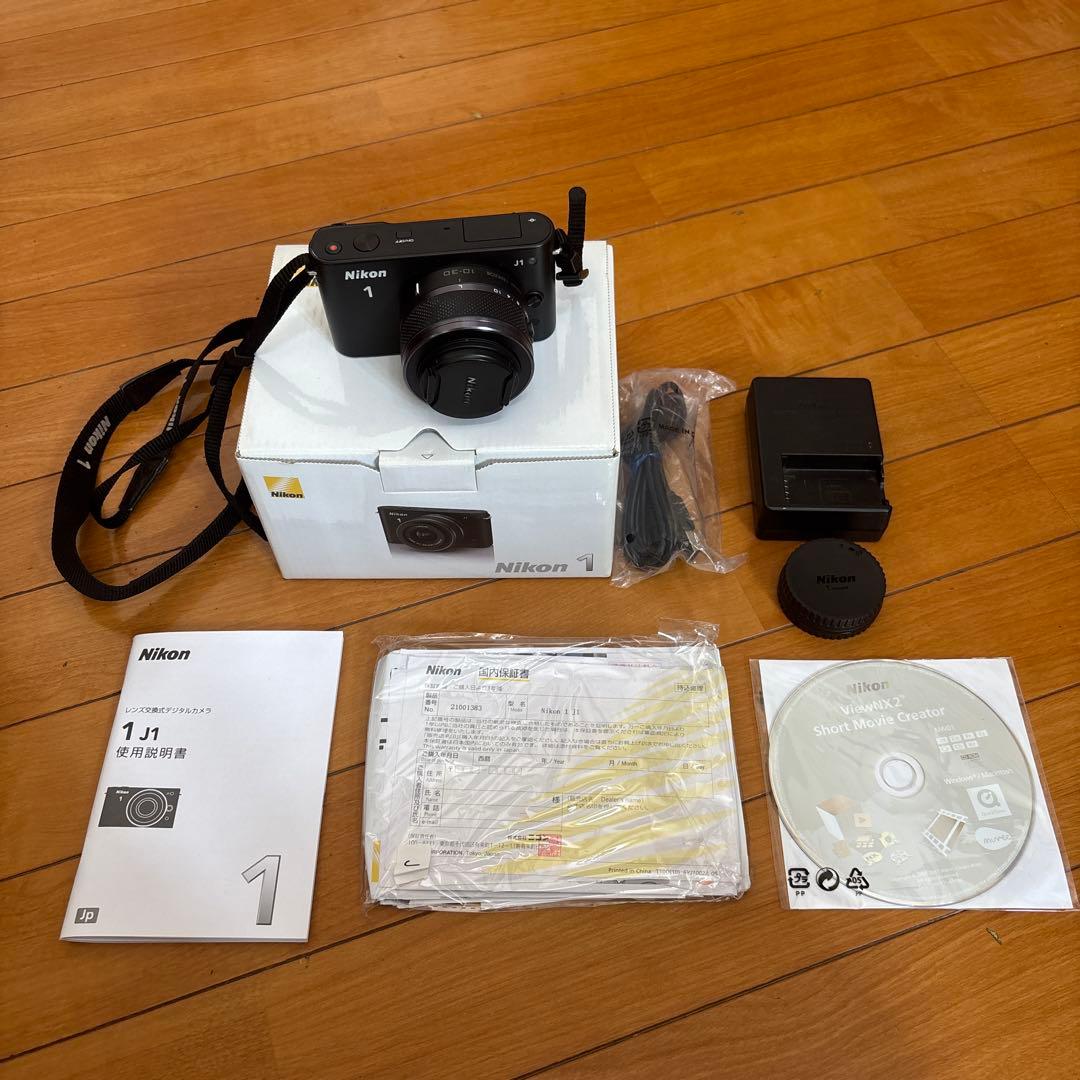 Nikon 1 J1 ミラーレス一眼 本体