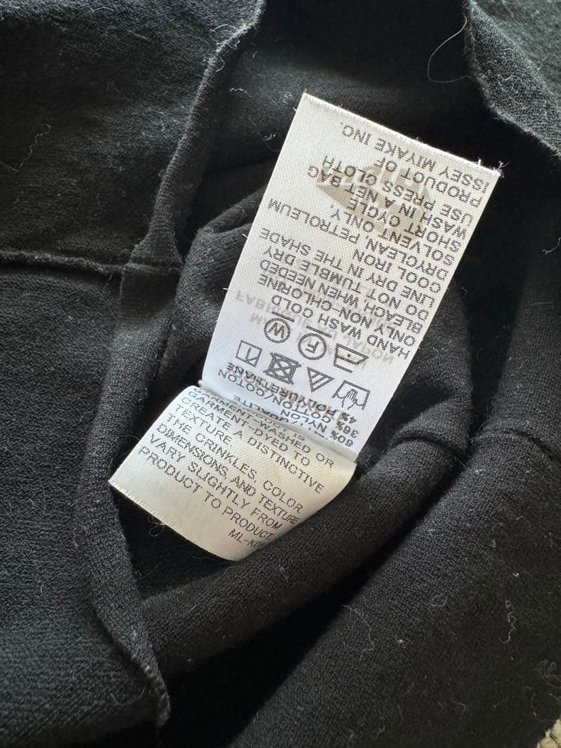 【正規店購入】イッセイミヤケ 長袖 黒色 サイズ2 日本製