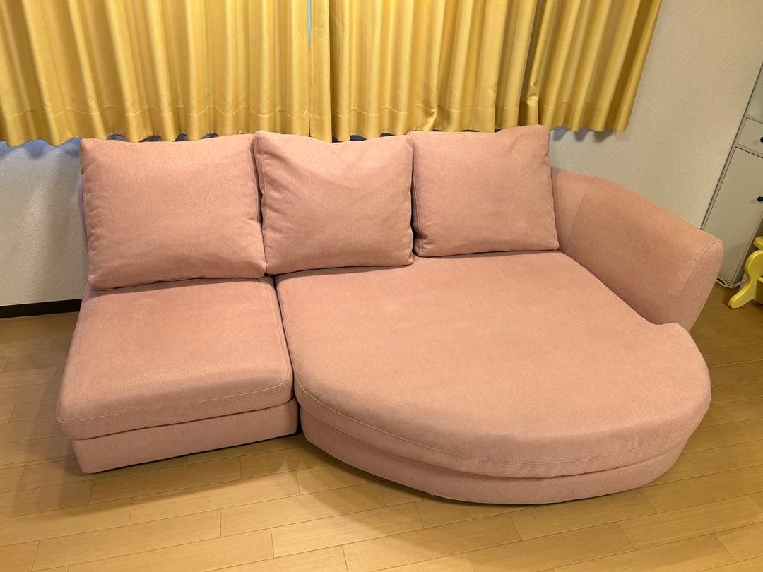 【値下げしました】株式会社ユーカスのコロネルソファ