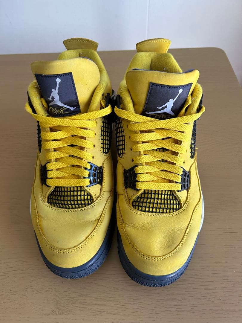 Air Jordan 4 イエロー
