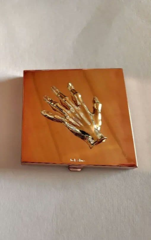 hazama 惹きずり込まれる運命のアイシャドウ pink gold