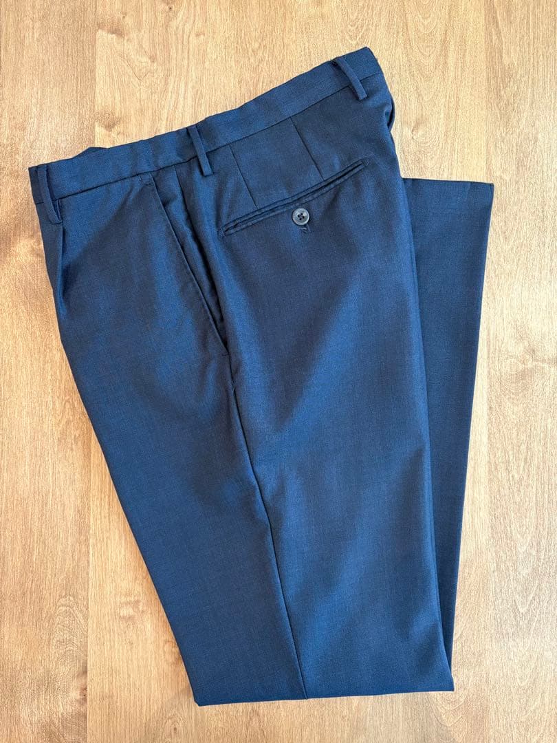 INCOTEX 46 ネイビー SUPER100’S