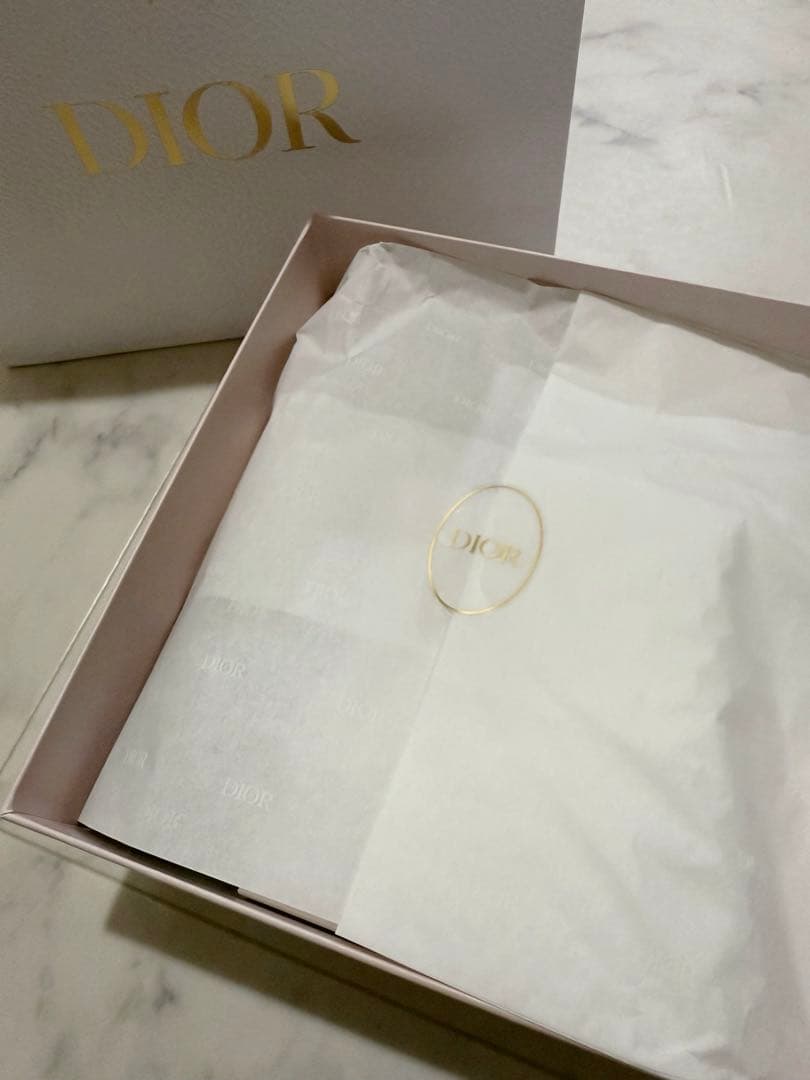 DIOR ジャドール ボディーミルク ギフトボックス、サンプル5点付き