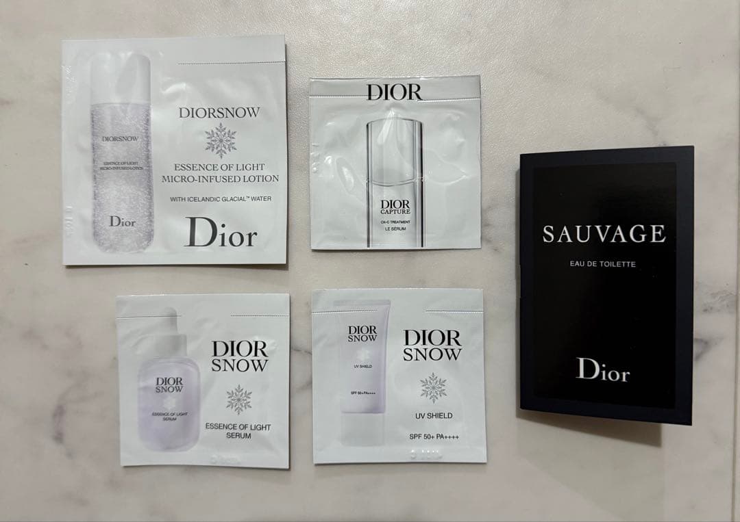 DIOR ジャドール ボディーミルク ギフトボックス、サンプル5点付き