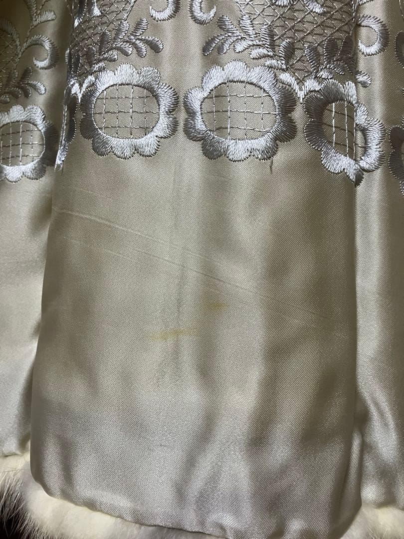 岐阜毛被　フォックスファー　リアルファー　毛皮コート 11号　クリームグレー