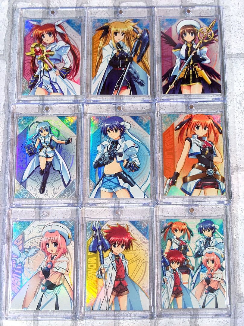 魔法少女リリカルなのはStrikerS、トレカ225枚&バインダー。