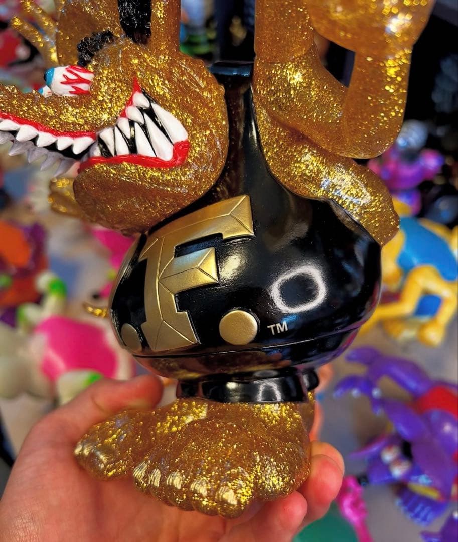 On_ink 15  MxMxM × BlackBooktoy