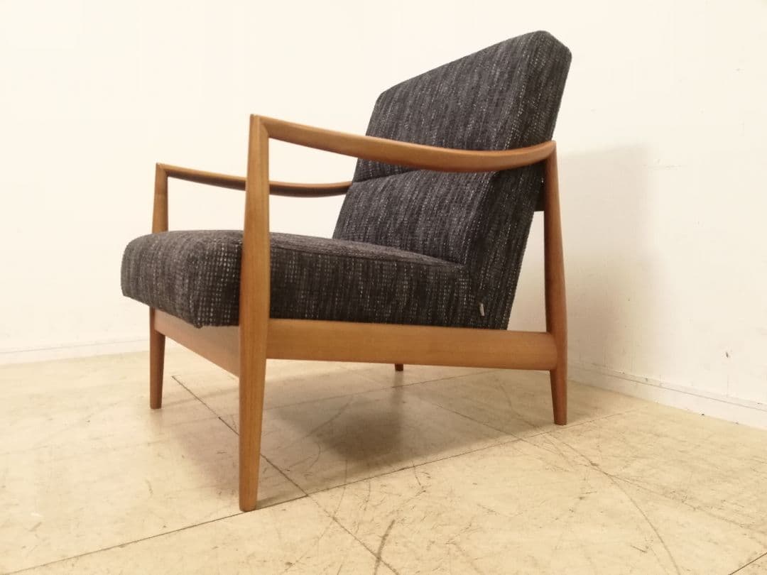 モデルルーム展示品 ACTUS 日進木工 現行モデル フォルムス ラウンジソファ