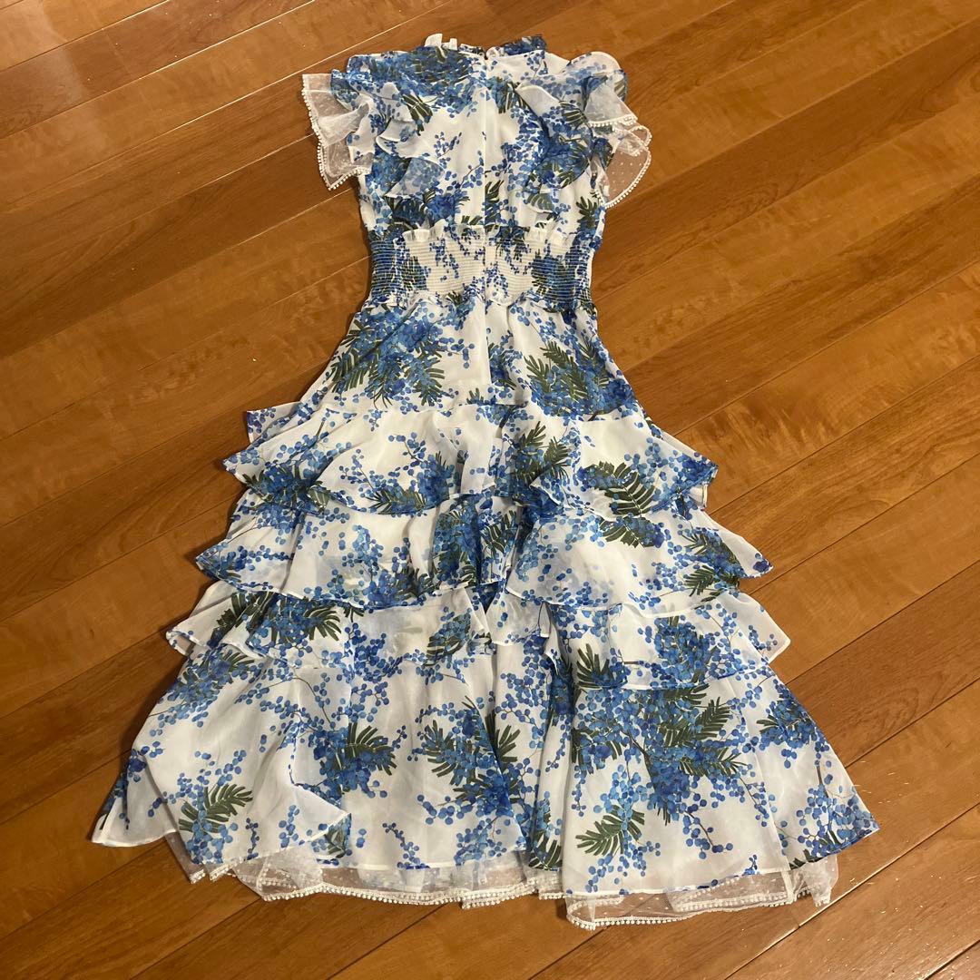 フリル花柄ノースリーブワンピース