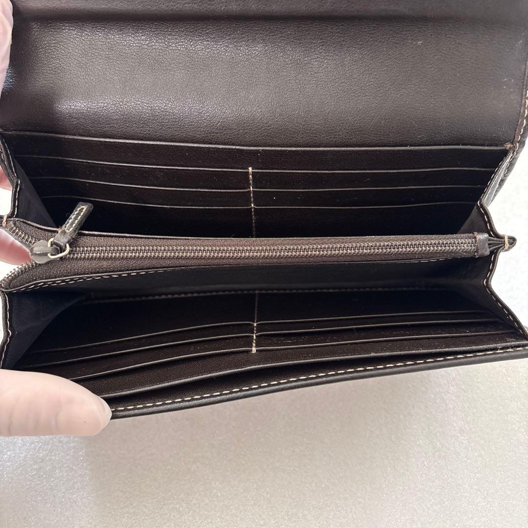 Gucci GGパターン 長財布 ハート型ロゴ