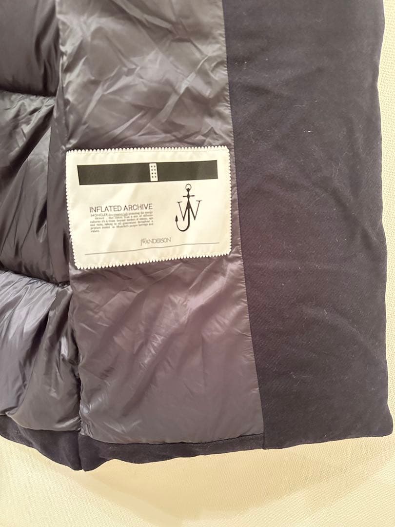 MONCLER × JW Anderson ネイビー ダウンベスト
