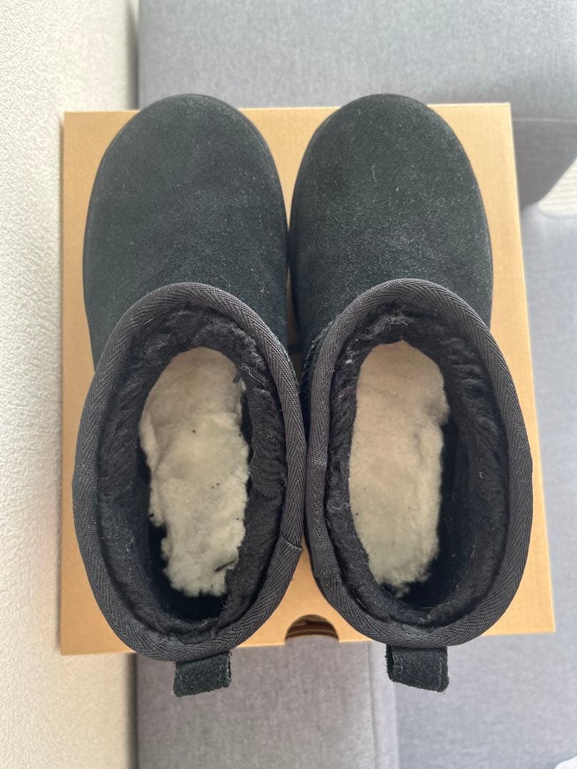 UGG ブラック ウルトラミニ　プラットフォーム　厚底　ムートンブーツ 25cm