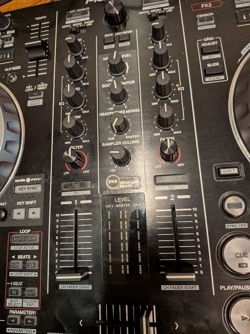 Pioneer DDJ-SR2 DJコントローラー
