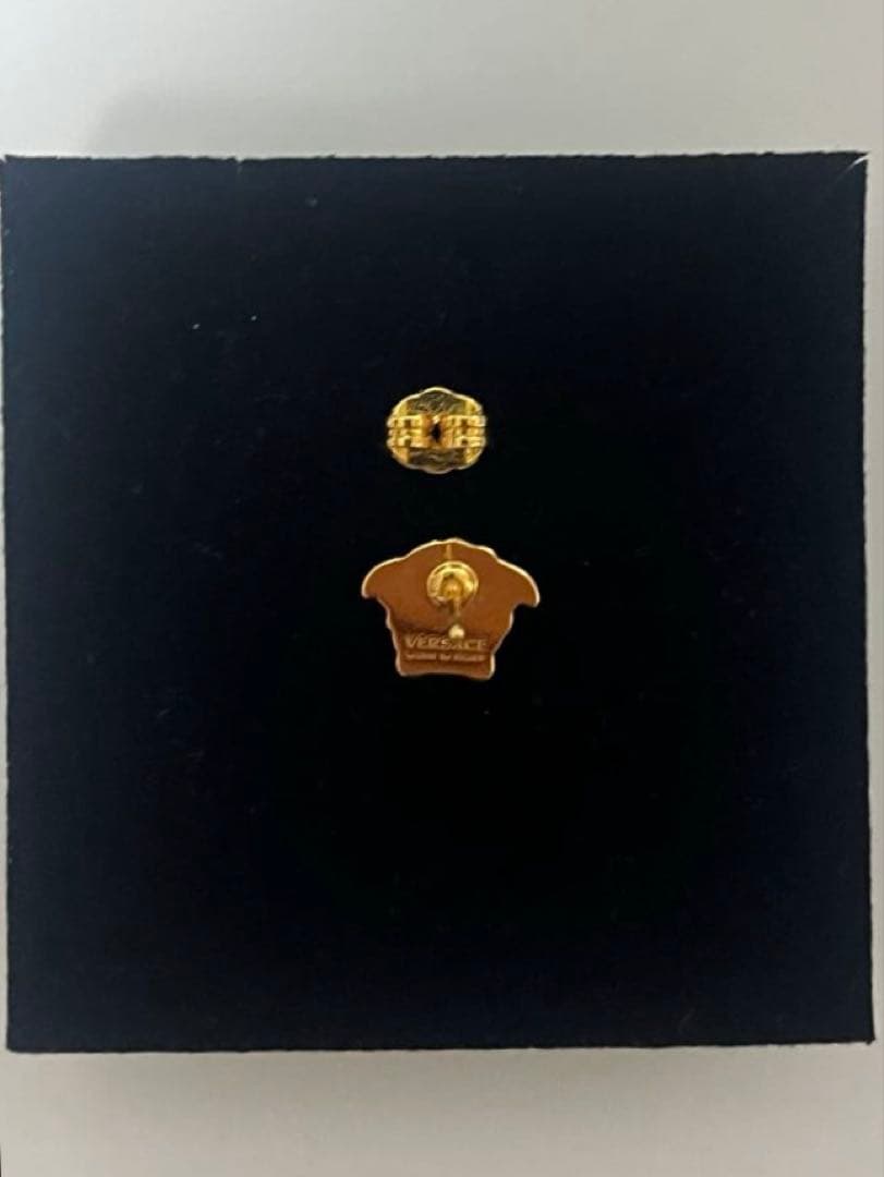 VERSACE ゴールド メデューサヘッド ピアス(両耳用)