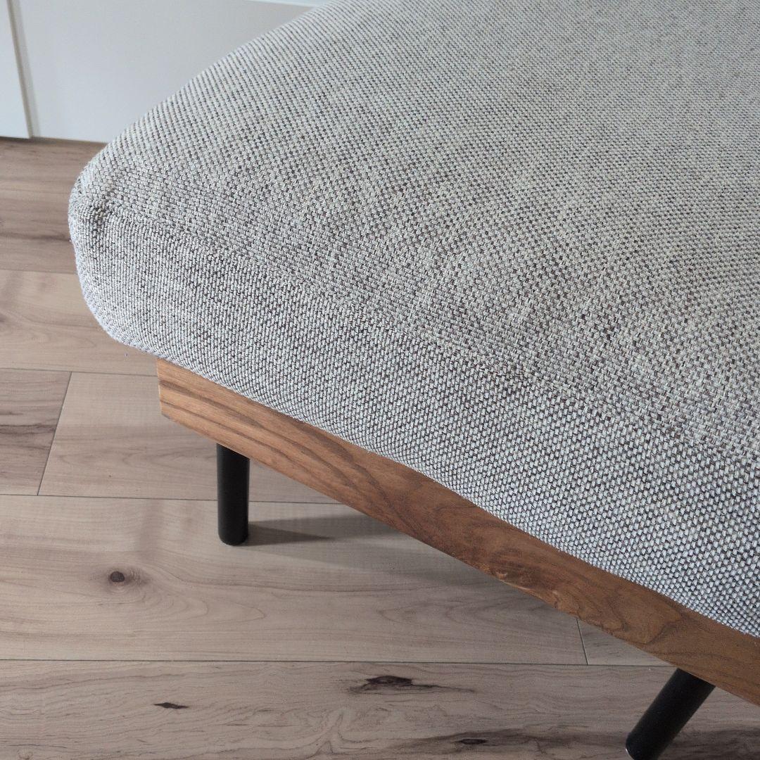 ウニコ　トレル　オットマン