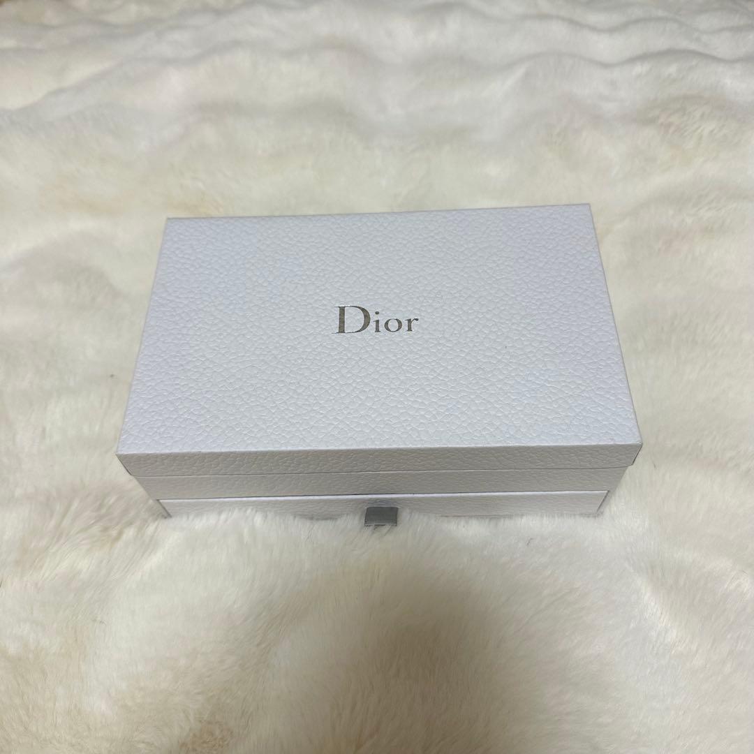 Dior ミニ香水5本セット 専用ボックス入り