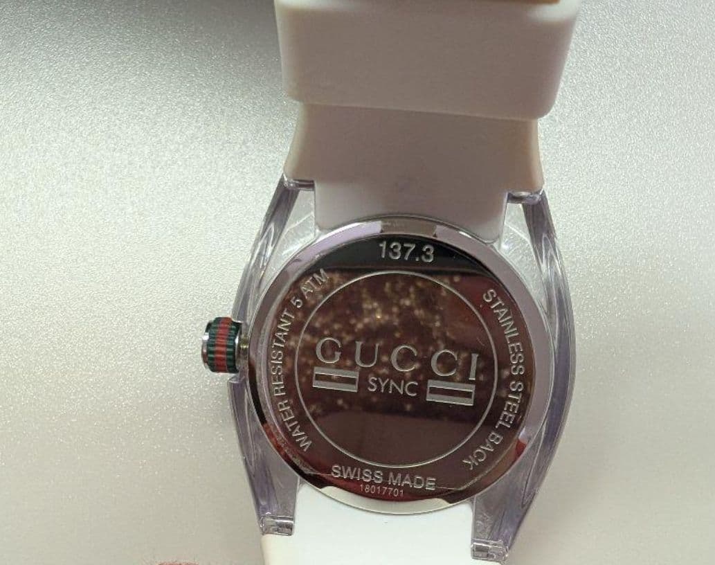 GUCCIシンク　ホワイト☆美品☆