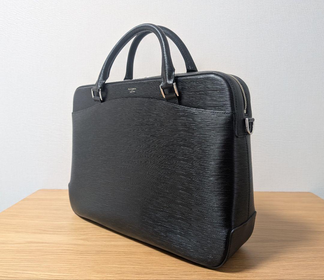 ペッレモルビダ キャピターノCA201 ブリーフバッグ(1室タイプ)クリーナー付