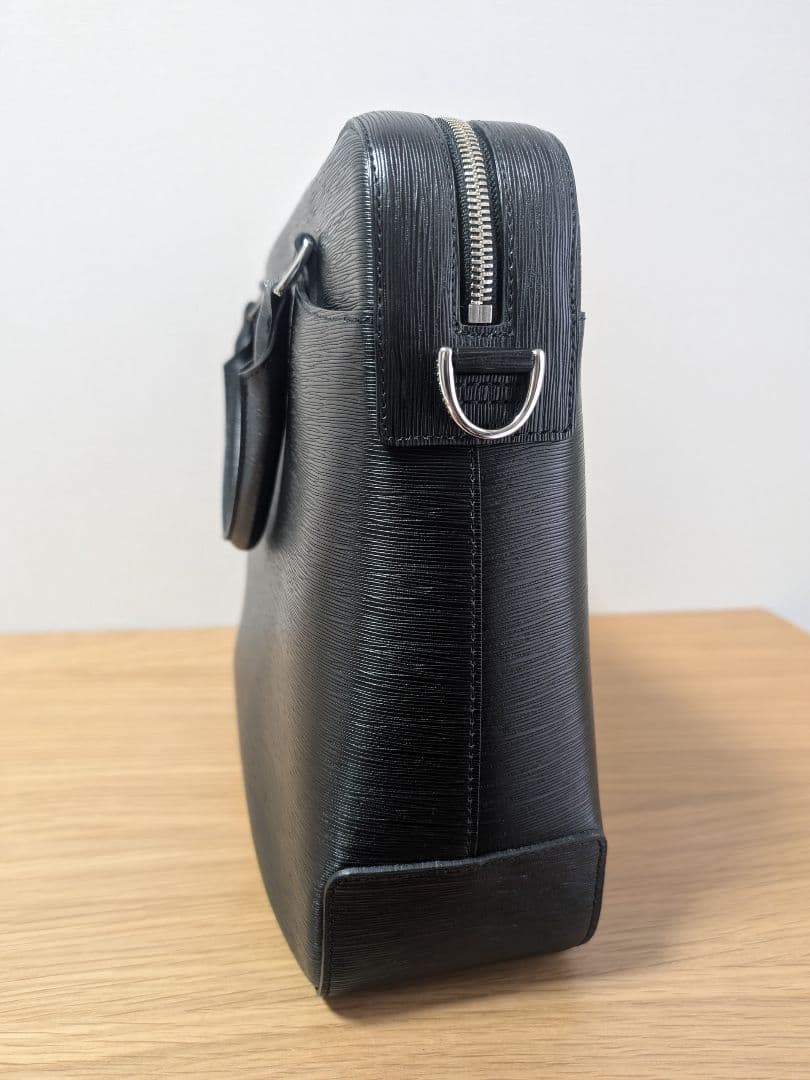 ペッレモルビダ キャピターノCA201 ブリーフバッグ(1室タイプ)クリーナー付