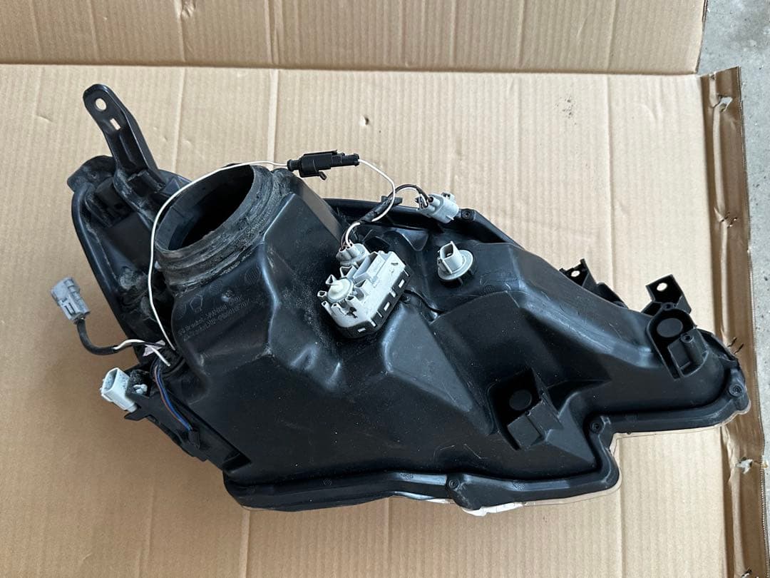 マークx grx130 ヘッドライト 中期後期