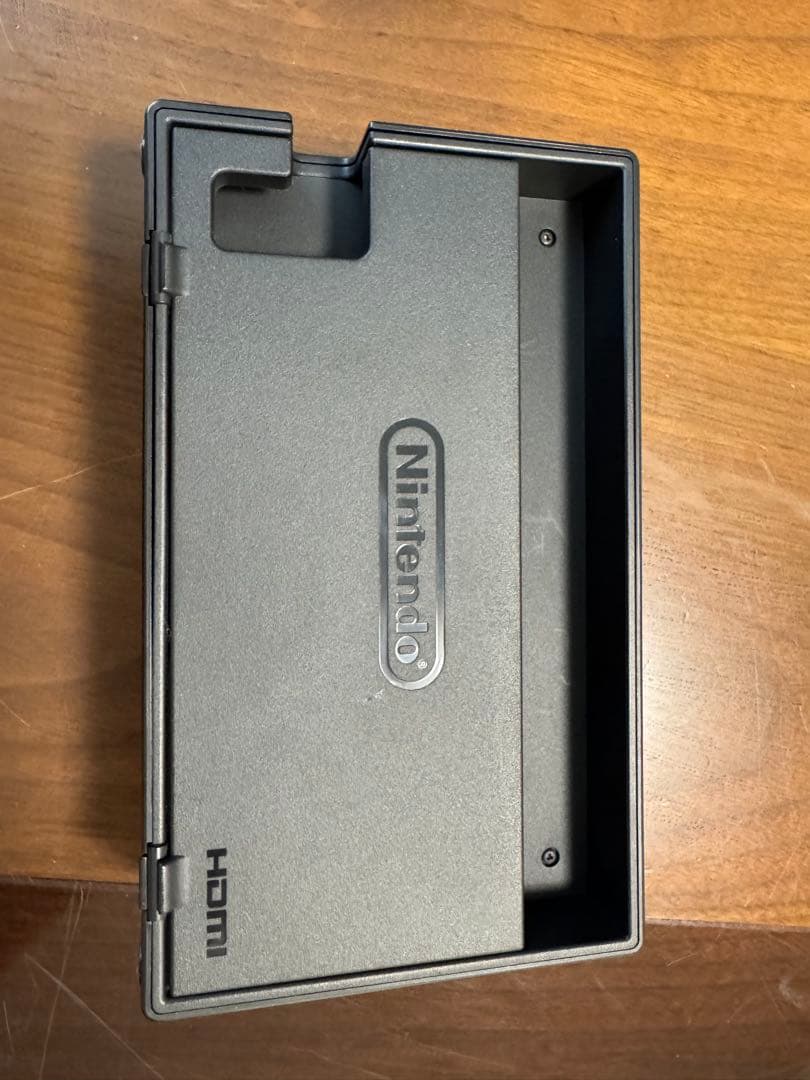 Nintendo Switch 本体および周辺機器