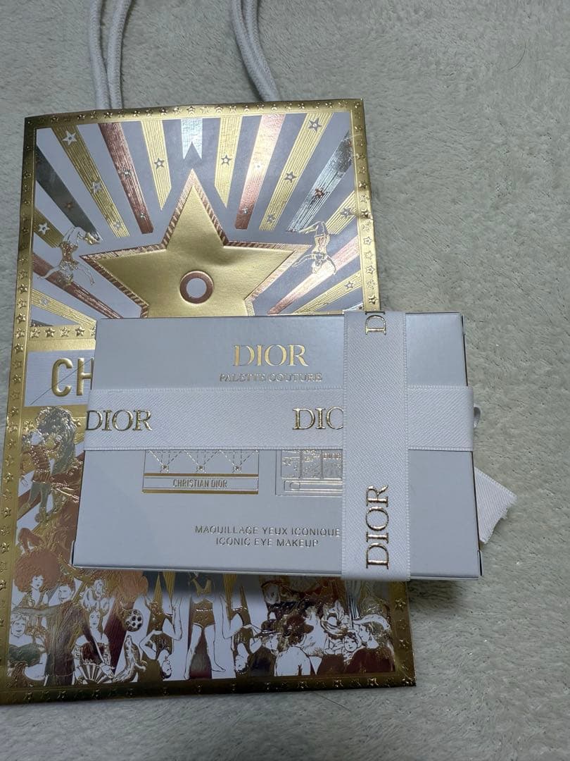 DIOR 2025ホリデー