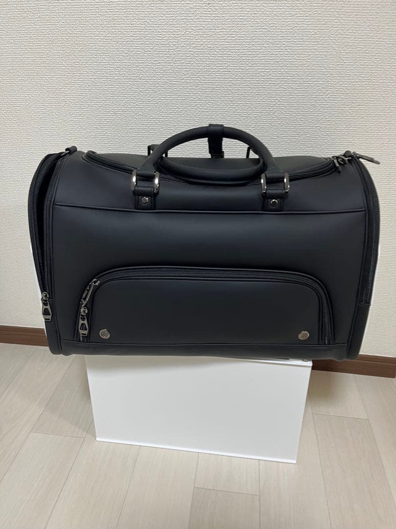 Srixon ダッフルバッグ ブラック/ホワイト　ボストンバック