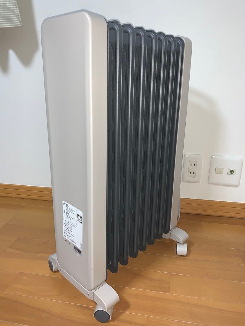 DeLonghi デロンギverticaldo ヴェルティカルドオイルヒーター