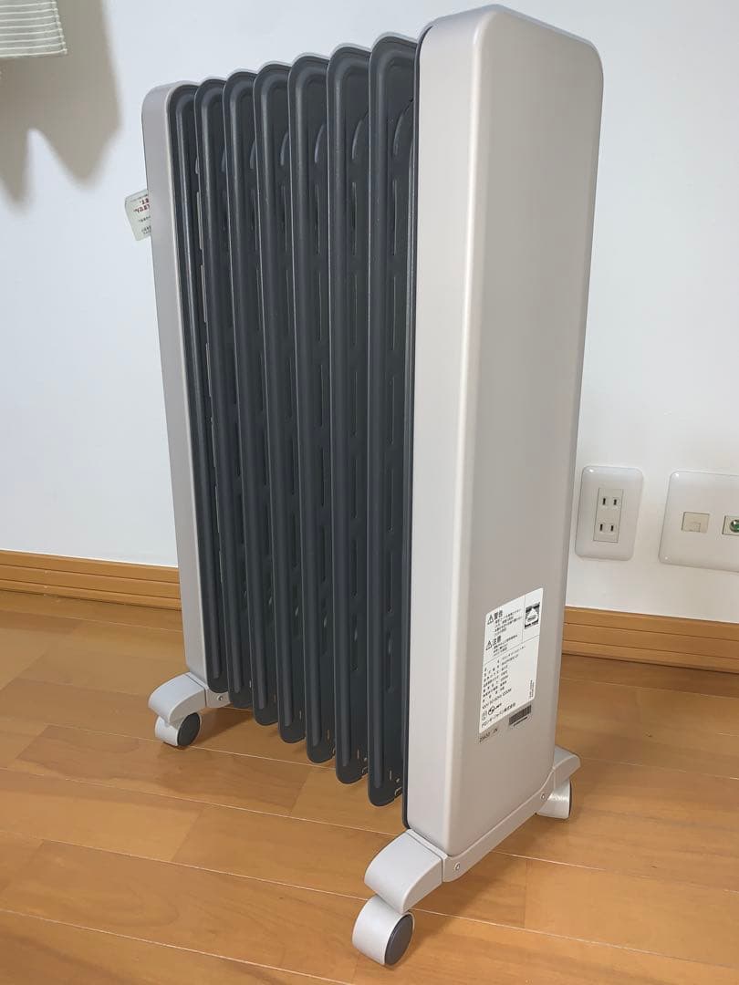 DeLonghi デロンギverticaldo ヴェルティカルドオイルヒーター