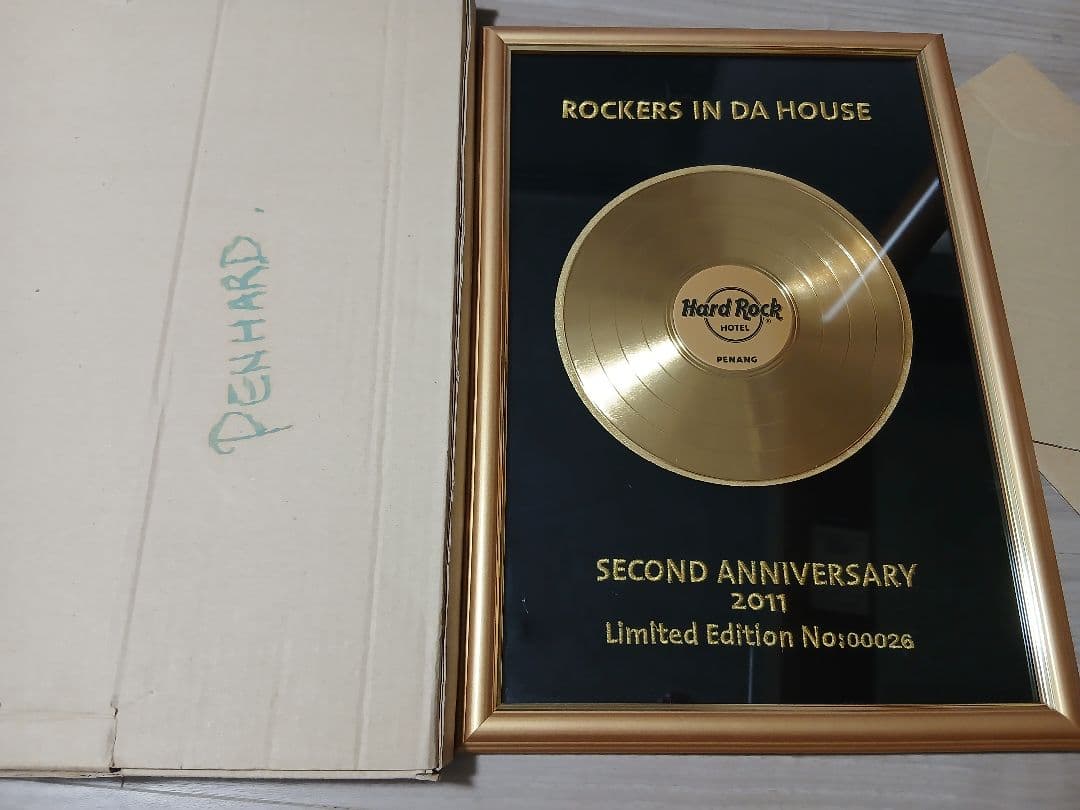 未使用品　ハードロックホテル・ペナン　限定品　レコード　No.26 ゴールド色