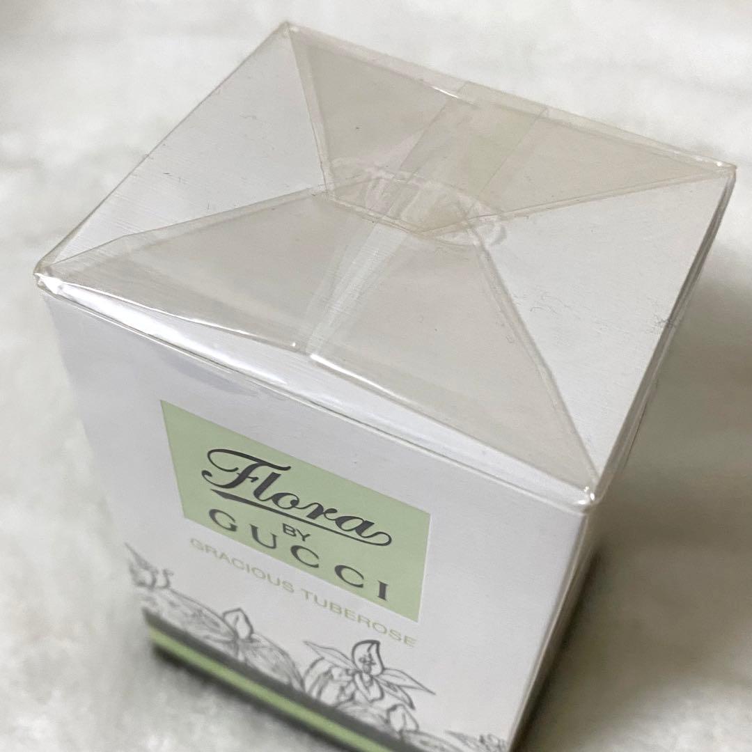 新品未開封　フローラバイグッチガーデングレイシャスチュベローズ