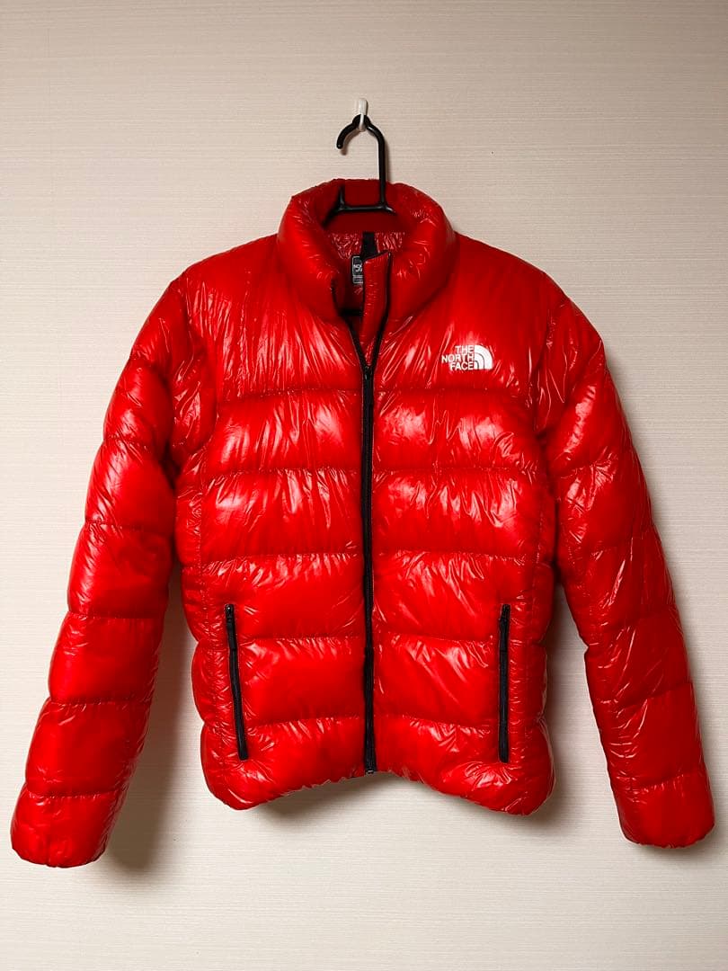 THE NORTH FACE ダウンジャケット レッド
